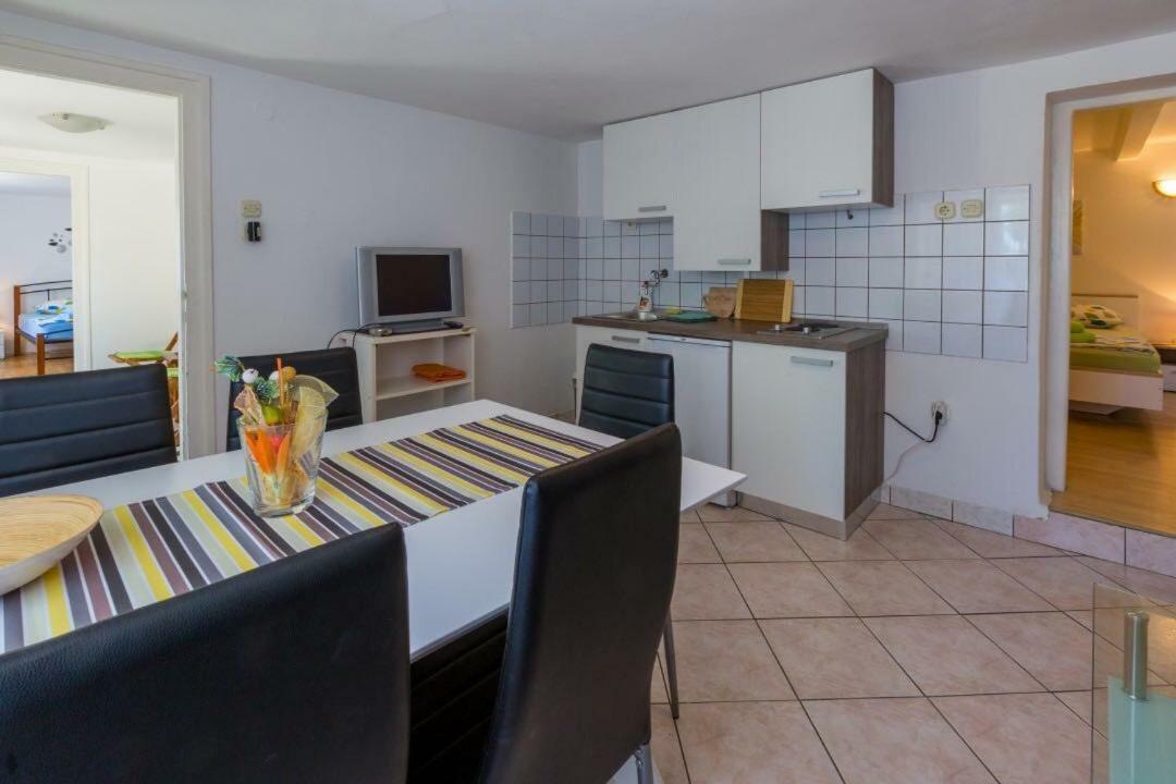 Apartment Dvorska Криквеница Екстериор снимка