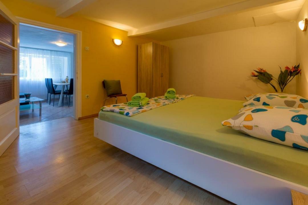 Apartment Dvorska Криквеница Екстериор снимка