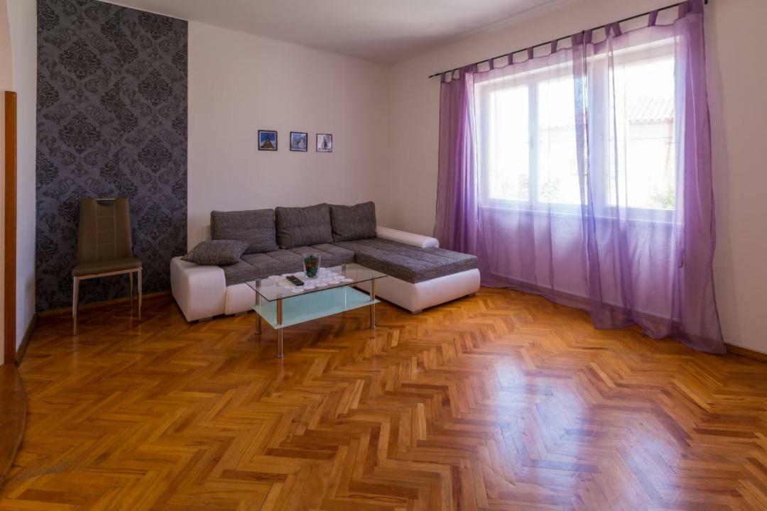 Apartment Dvorska Криквеница Екстериор снимка